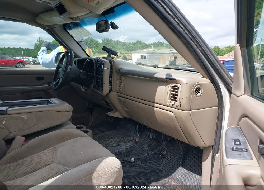 2004 CHEVROLET SILVERADO 2500HD LS VIN: 1GCHC29U74E354117