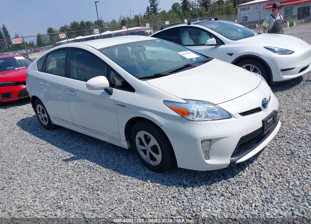 2015 TOYOTA PRIUS TWO VIN: JTDKN3DUXF1981966