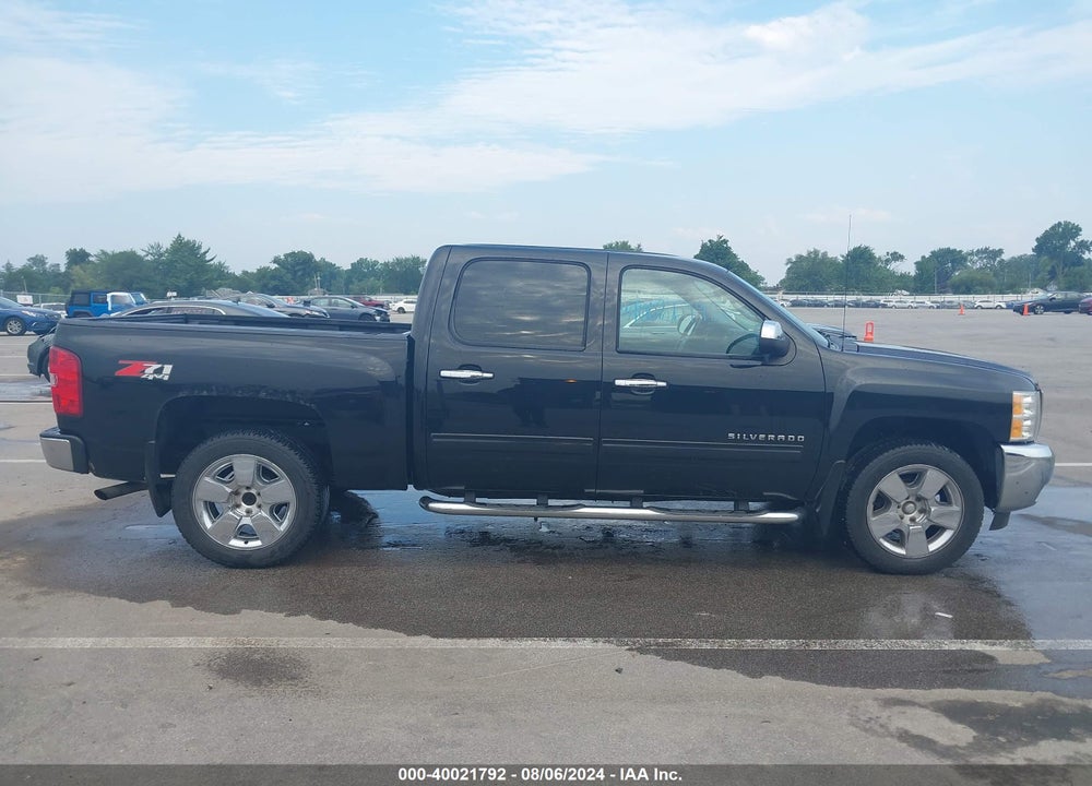 2013 CHEVROLET SILVERADO 1500 LT VIN: 3GCPKSE77DG232767
