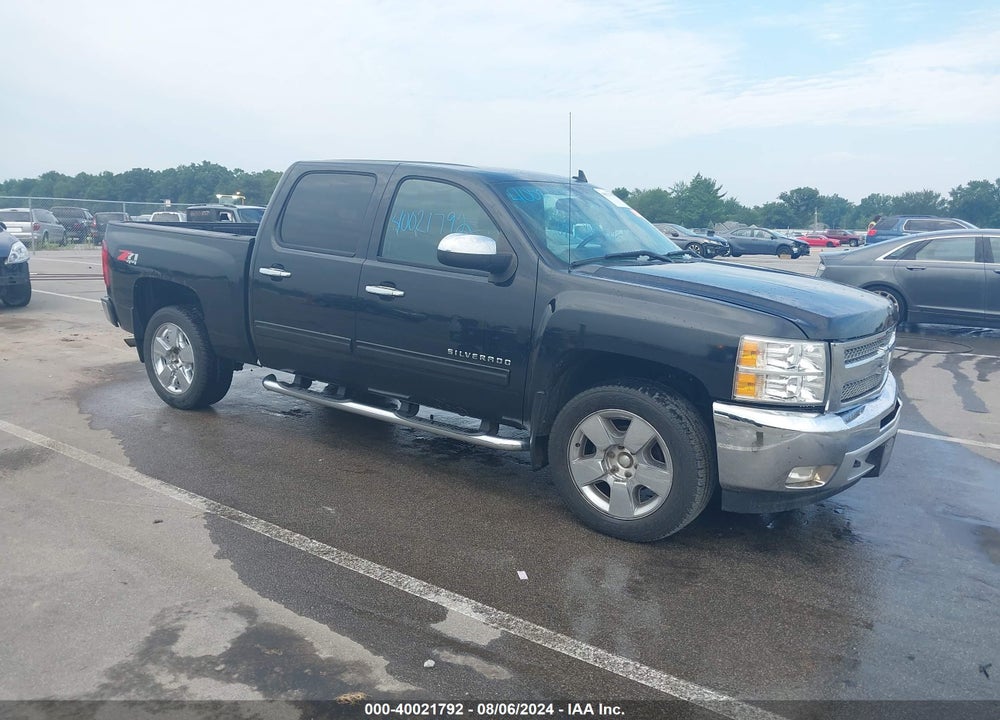 2013 CHEVROLET SILVERADO 1500 LT VIN: 3GCPKSE77DG232767