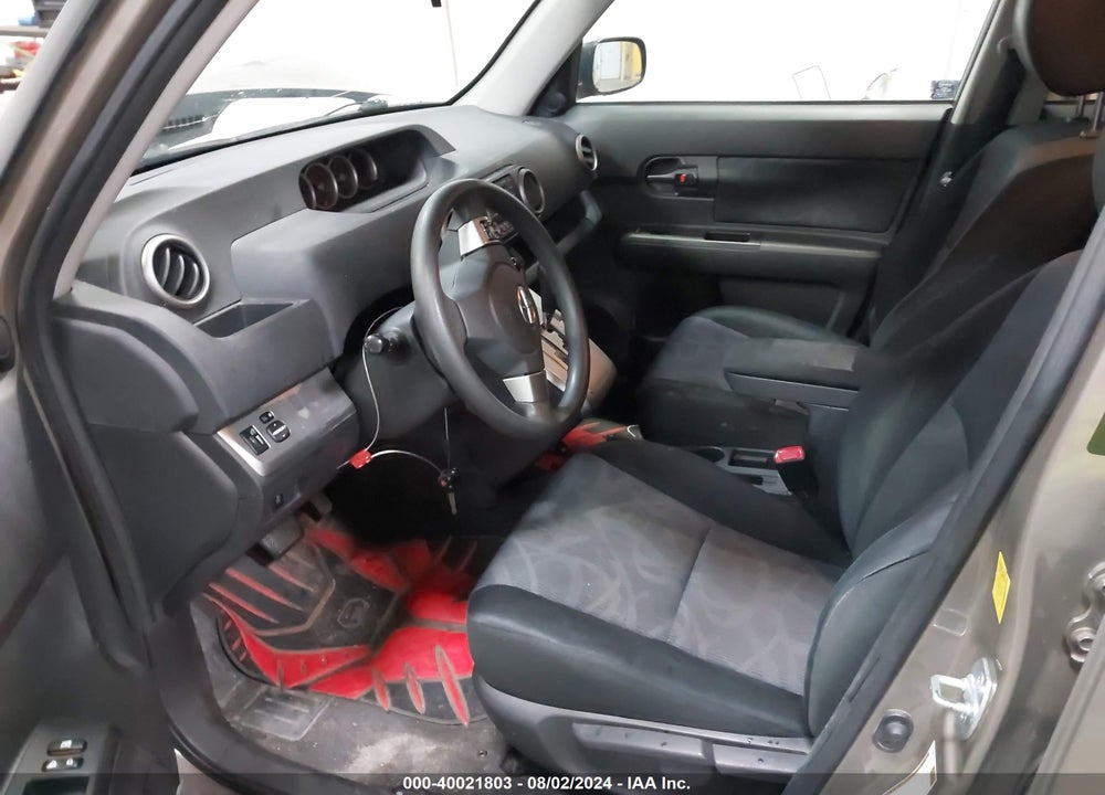 2011 SCION XB VIN: JTLZE4FE5B1125712