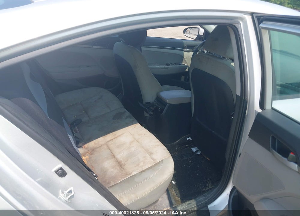 2017 HYUNDAI ELANTRA SE VIN: 5NPD74LF0HH069113