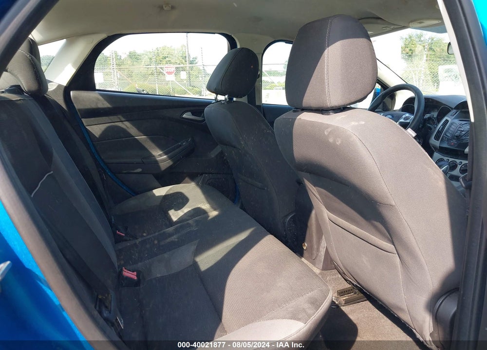 2014 FORD FOCUS SE VIN: 1FADP3F25EL389754