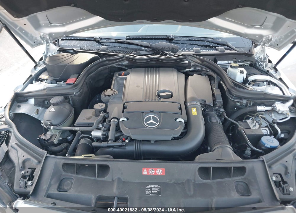 2013 MERCEDES-BENZ C 250 LUXURY/SPORT VIN: WDDGF4HB3DA788353