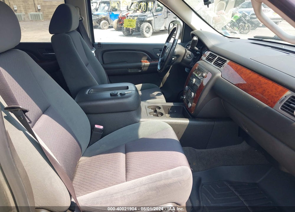 2009 CHEVROLET TAHOE LT1 VIN: 1GNFK23049R230085