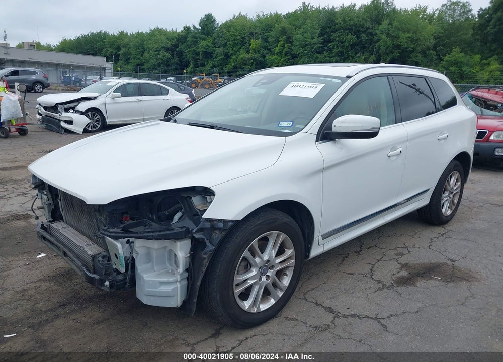 2015 VOLVO XC60 VIN: YV440MDK1F2741174