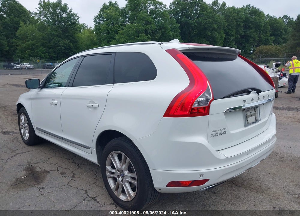 2015 VOLVO XC60 VIN: YV440MDK1F2741174