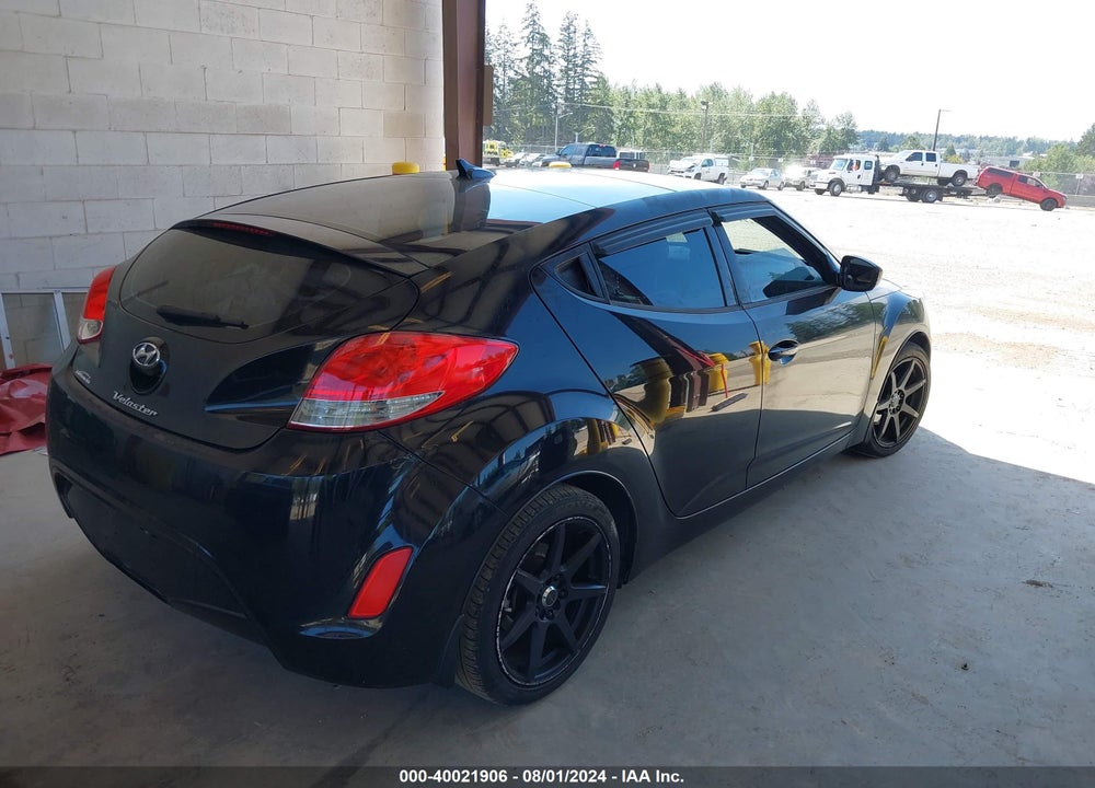 2013 HYUNDAI VELOSTER BASE W/GRAY VIN: KMHTC6AD1DU109778