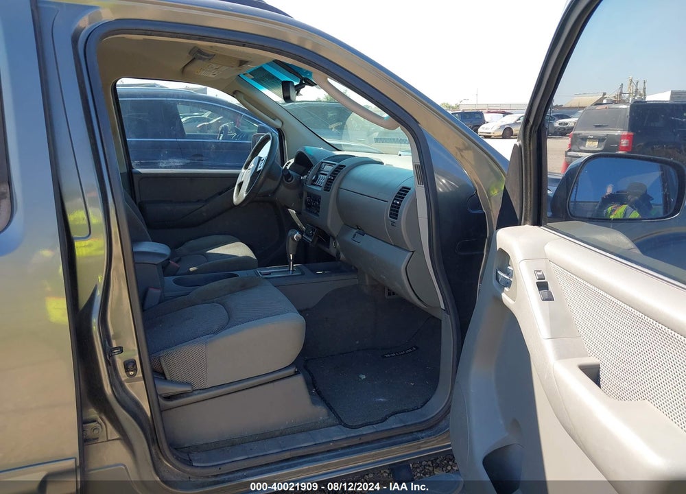 2006 NISSAN FRONTIER LE VIN: 1N6AD07U36C428909