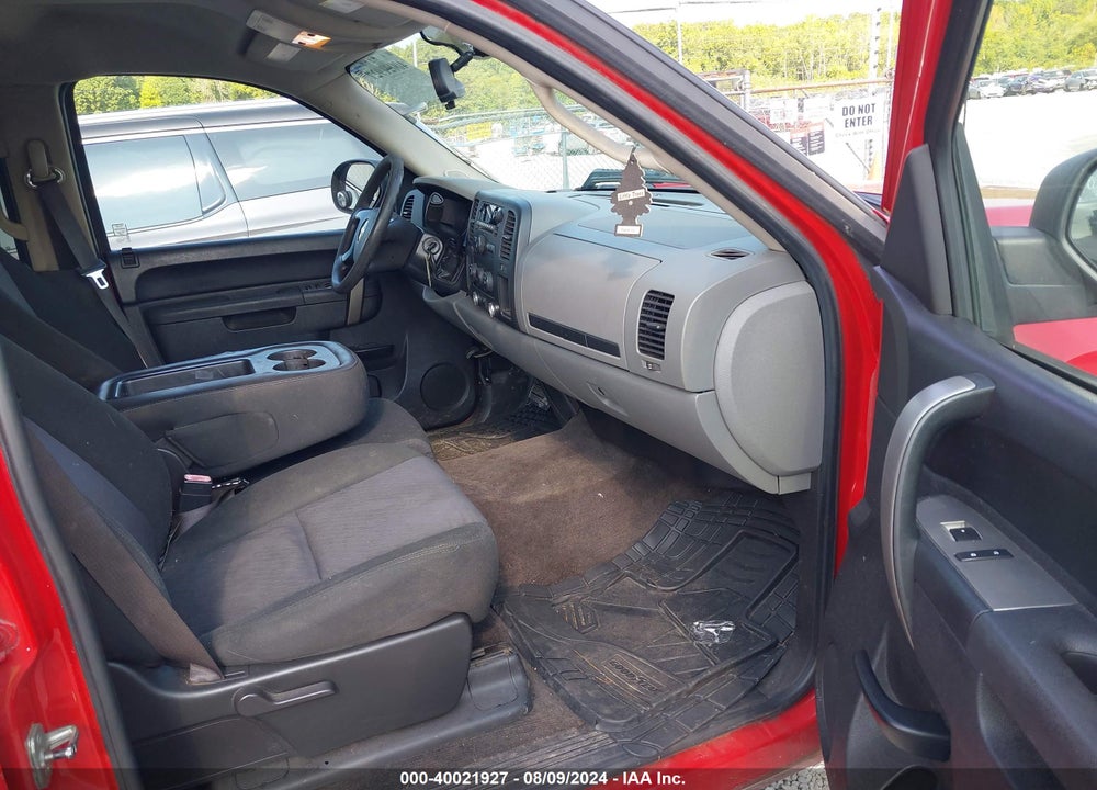 2011 CHEVROLET SILVERADO 1500 LS VIN: 3GCPCREA7BG175954