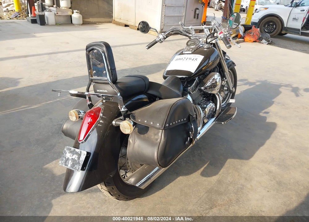 2005 HONDA VT750 C VIN: JH2RC50065M103281