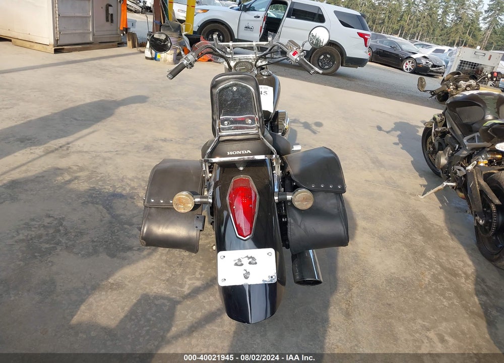 2005 HONDA VT750 C VIN: JH2RC50065M103281