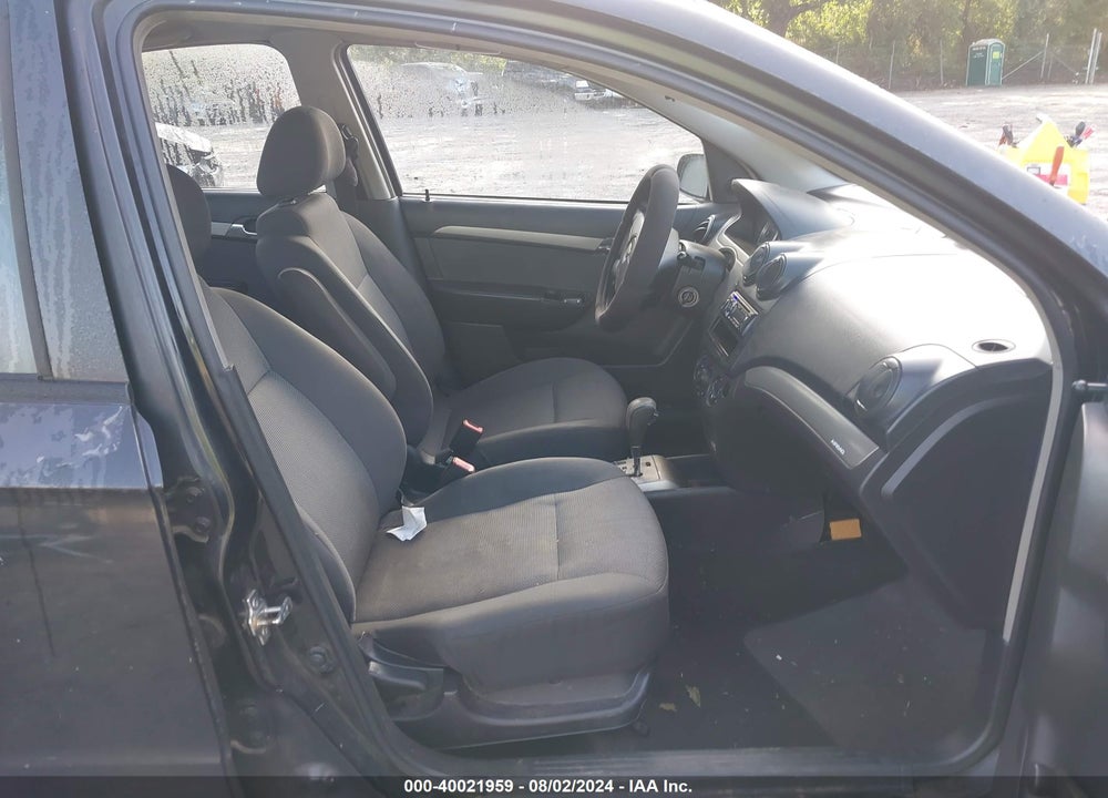 2008 CHEVROLET AVEO VIN: KL1TD566X8B068825