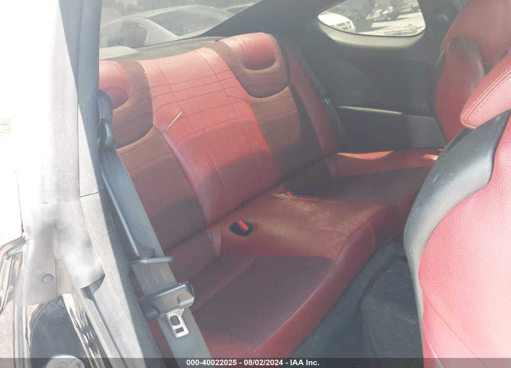 2013 HYUNDAI GENESIS 3.8 R-SPEC VIN: KMHHU6KJ8DU107985