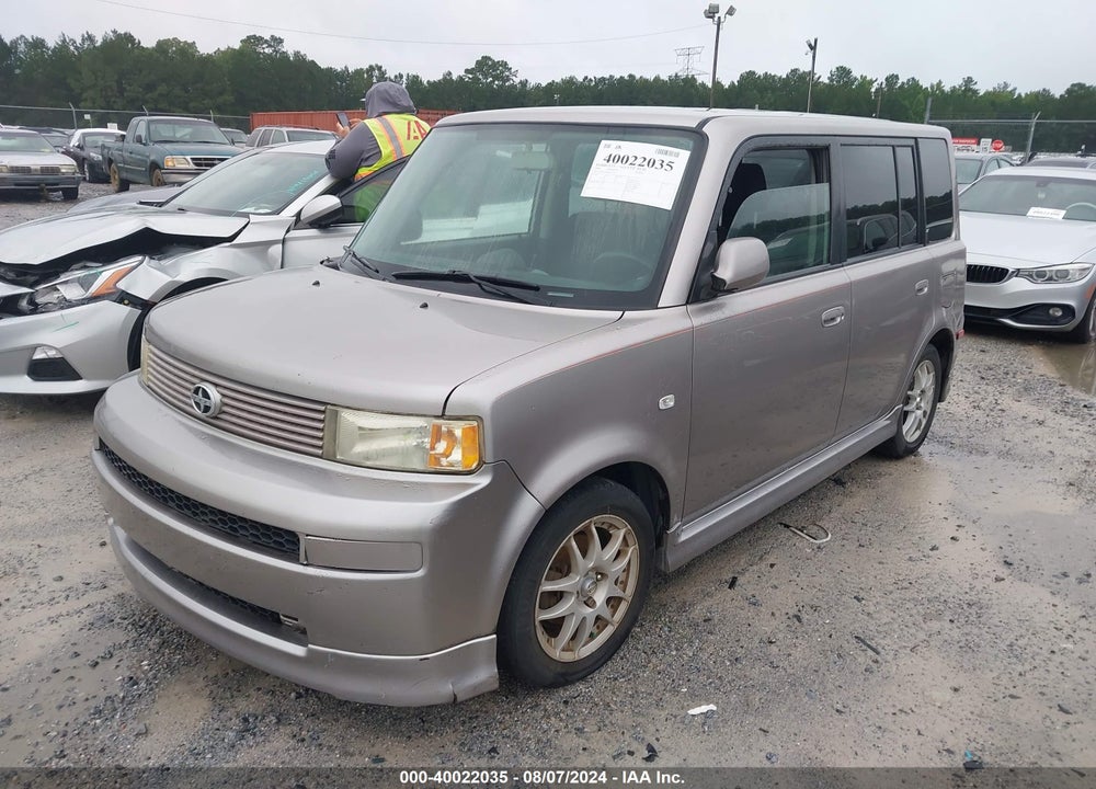 2004 SCION XB VIN: JTLKT324640159195