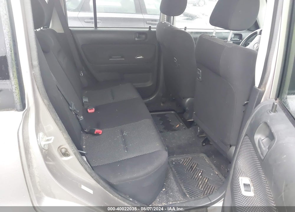 2004 SCION XB VIN: JTLKT324640159195
