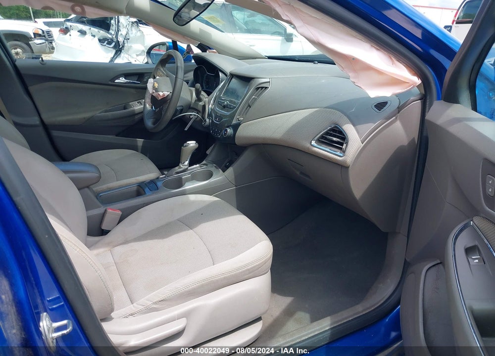 2017 CHEVROLET CRUZE LT AUTO VIN: 1G1BE5SM6H7213005