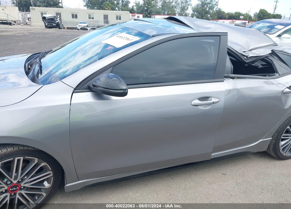 2023 KIA FORTE GT VIN: 3KPF44AC2PE631025