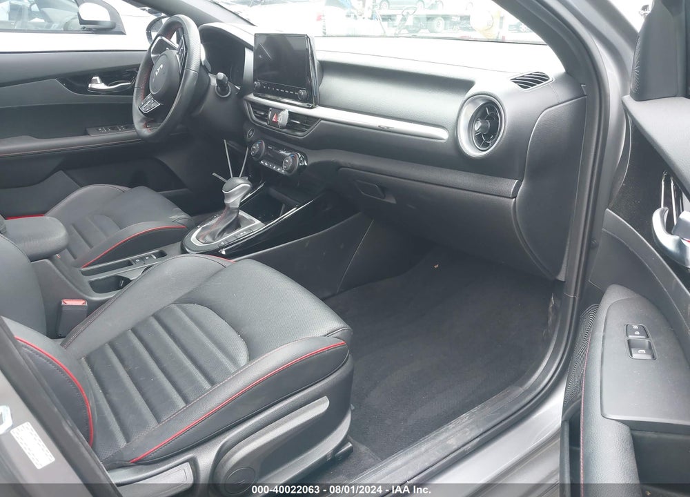 2023 KIA FORTE GT VIN: 3KPF44AC2PE631025