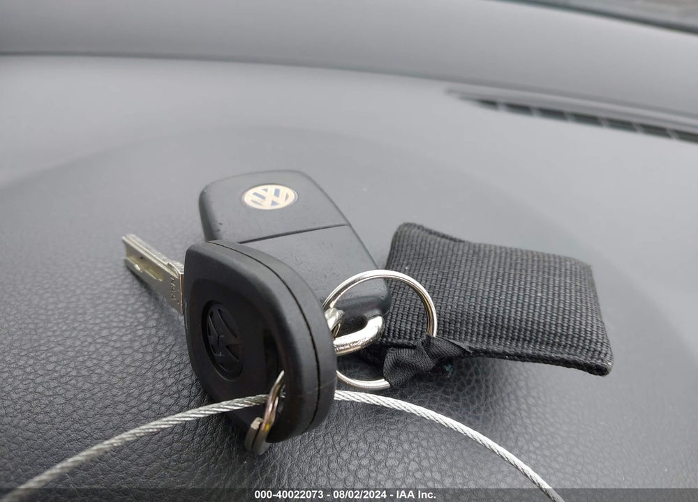 2010 VOLKSWAGEN JETTA WOLFSBURG EDITION VIN: 3VWRA7AJ1AM045724