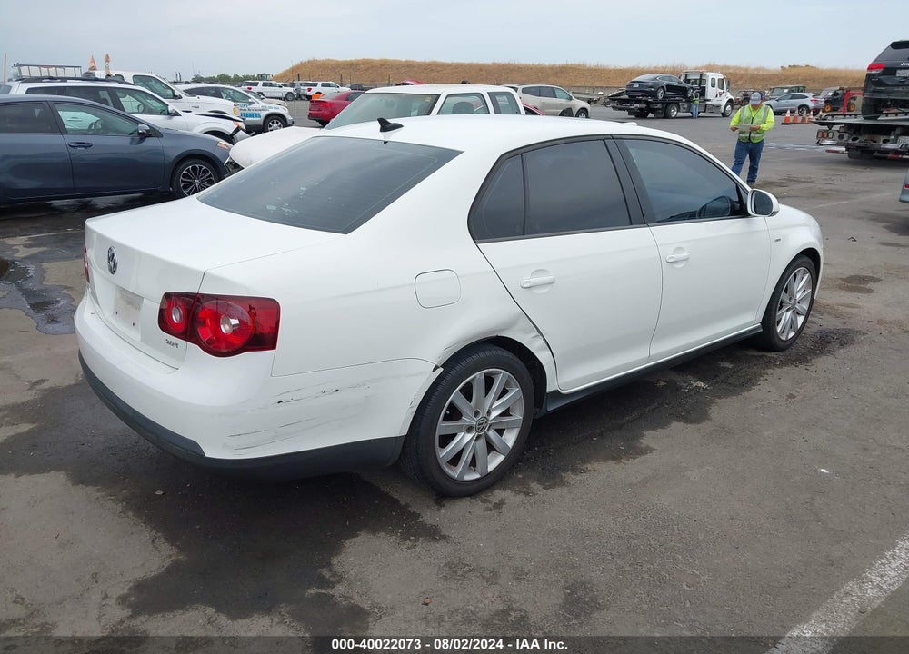 2010 VOLKSWAGEN JETTA WOLFSBURG EDITION VIN: 3VWRA7AJ1AM045724