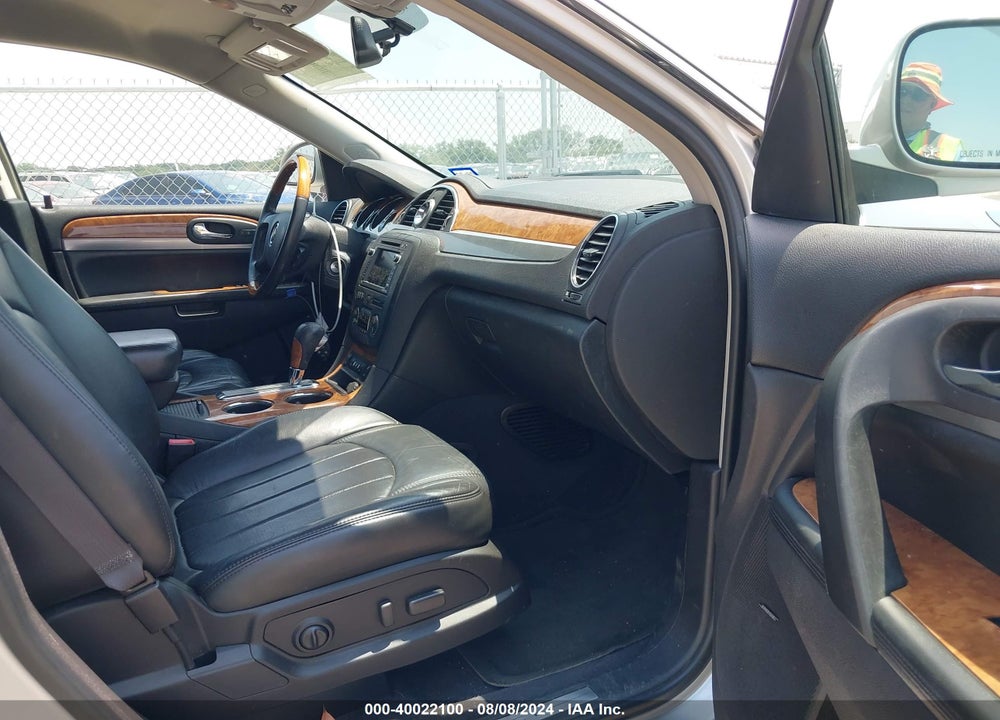 2010 BUICK ENCLAVE 2XL VIN: 5GALVCED9AJ133400
