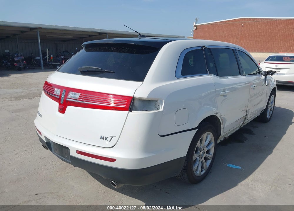 2013 LINCOLN MKT VIN: 2LMHJ5FK2DBL51888