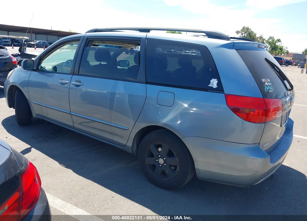 2004 TOYOTA SIENNA XLE VIN: 5TDZA22C84S033659
