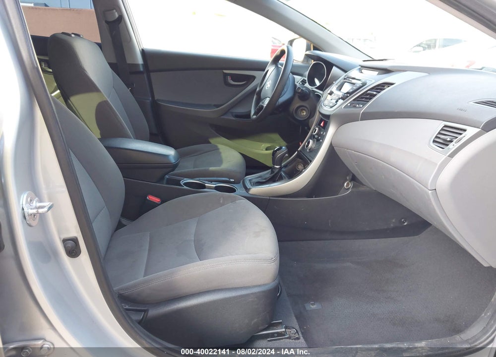 2014 HYUNDAI ELANTRA SE VIN: 5NPDH4AE0EH526036