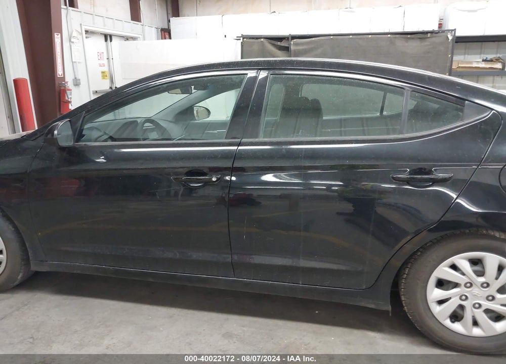2020 HYUNDAI ELANTRA SE VIN: 5NPD74LF7LH542725