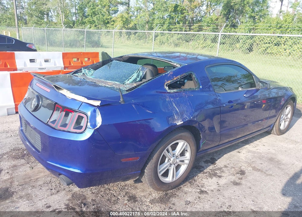 2014 FORD MUSTANG V6 VIN: 1ZVBP8AM2E5319072