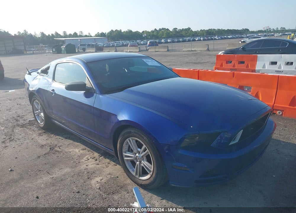 2014 FORD MUSTANG V6 VIN: 1ZVBP8AM2E5319072