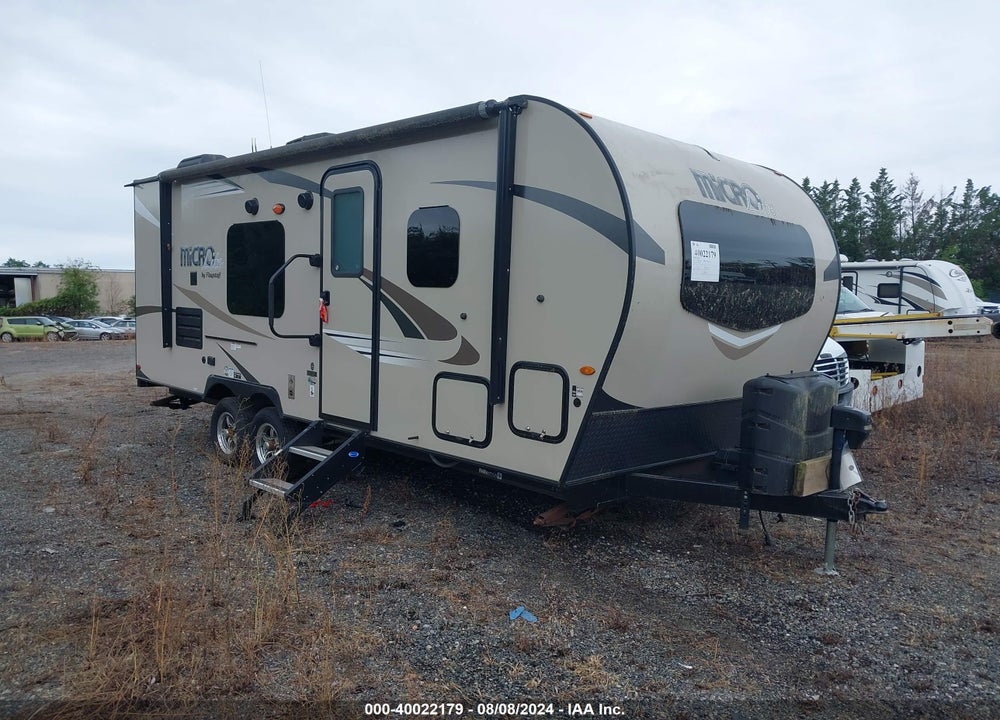 2019 FLAGSTAFF MICRO TRAVEL TRAILER VIN: 4X4TFLY27KD425854