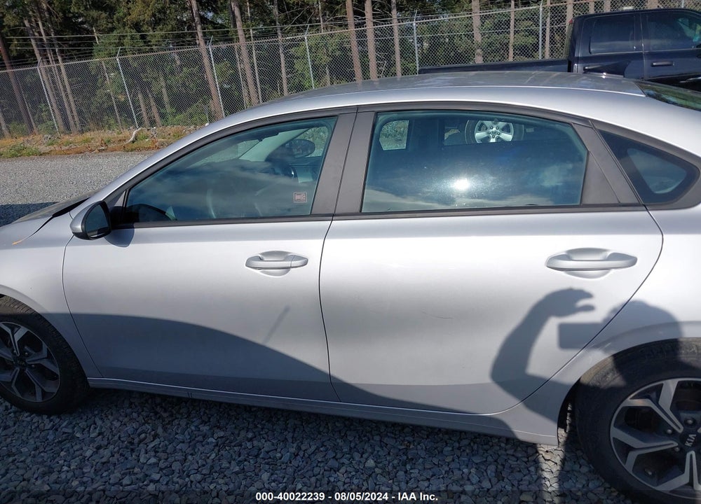 2021 KIA FORTE LXS VIN: 3KPF24AD6ME305674
