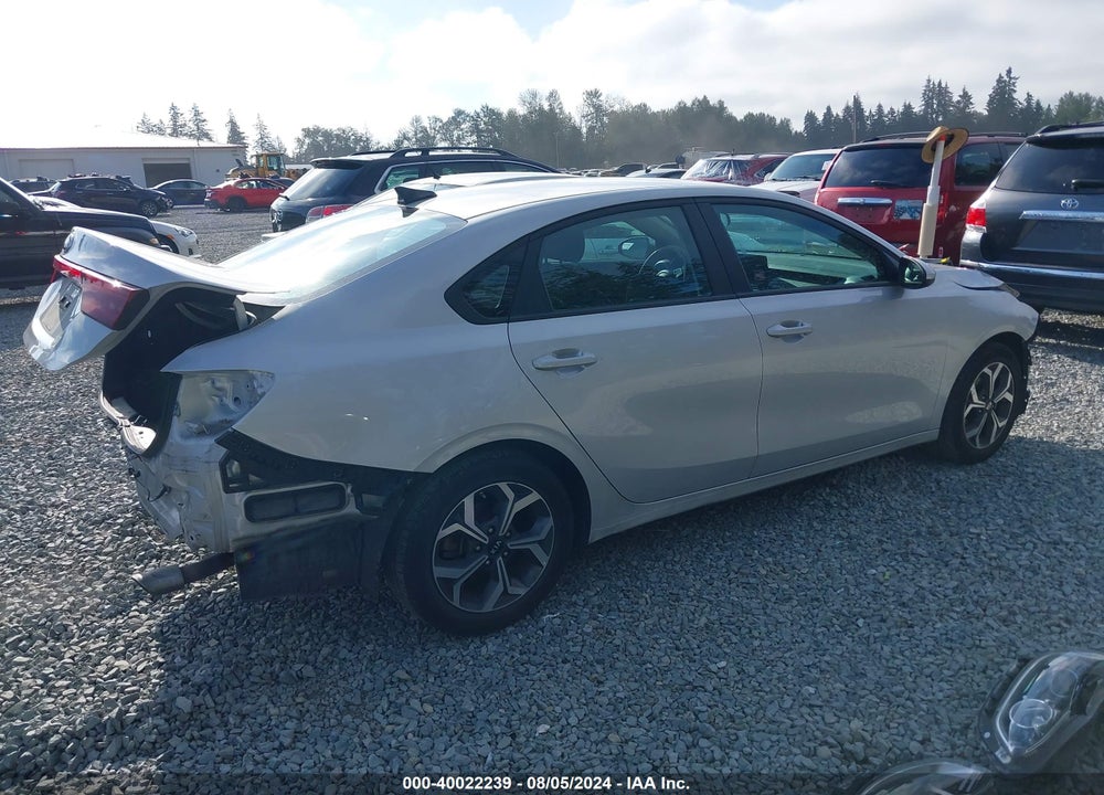 2021 KIA FORTE LXS VIN: 3KPF24AD6ME305674