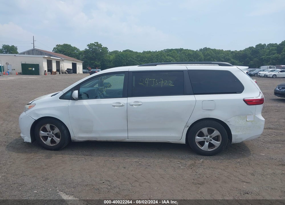 2016 TOYOTA SIENNA VIN: 5TDKK3DC4GS726041