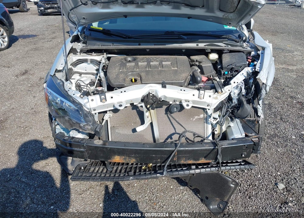 2018 TOYOTA COROLLA LE VIN: 2T1BURHE9JC051151
