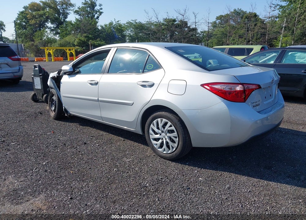 2018 TOYOTA COROLLA LE VIN: 2T1BURHE9JC051151