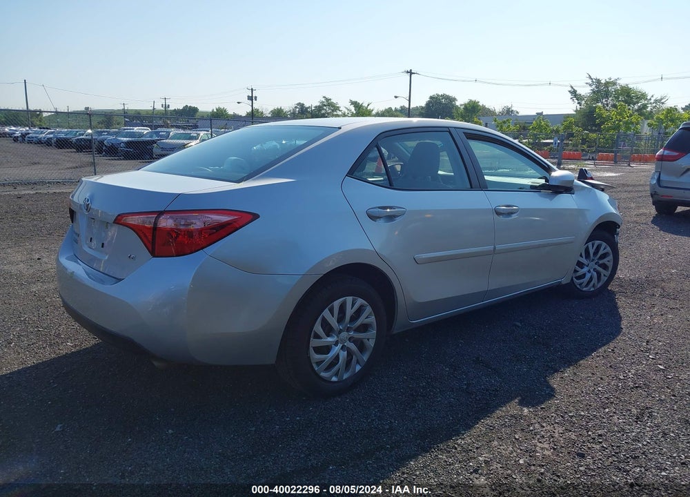 2018 TOYOTA COROLLA LE VIN: 2T1BURHE9JC051151