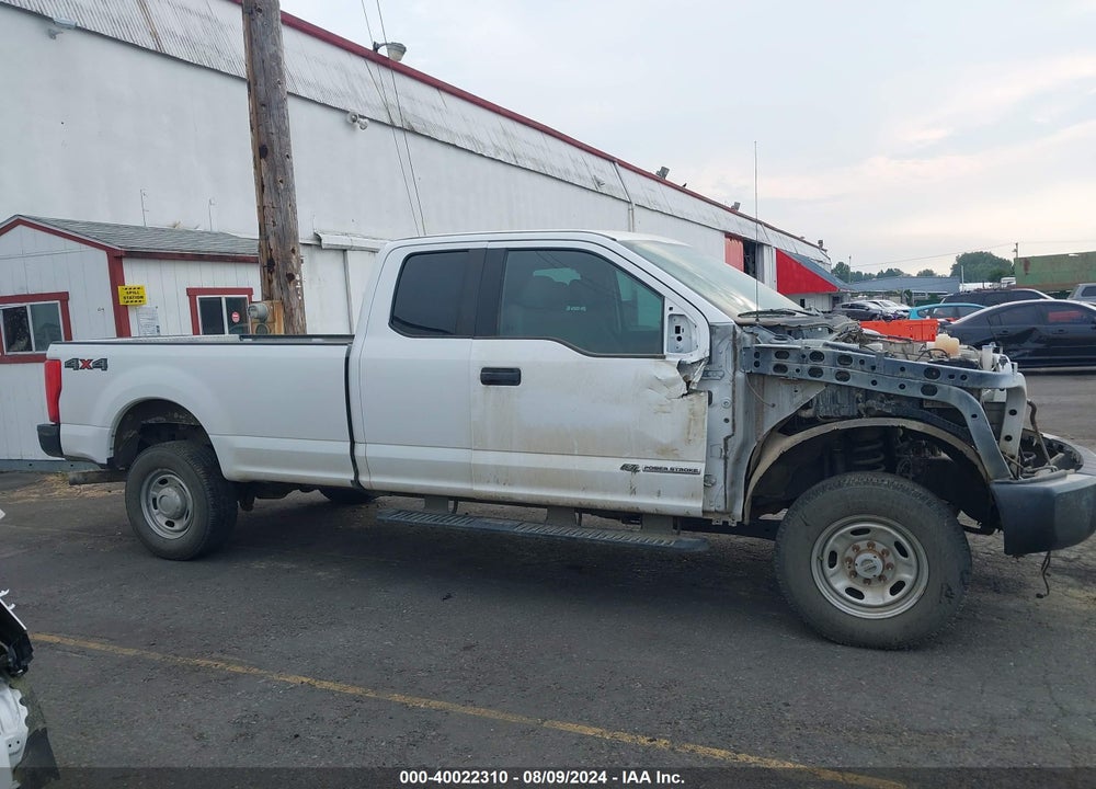2017 FORD F-250 XL VIN: 1FT7X2B63HEB24513