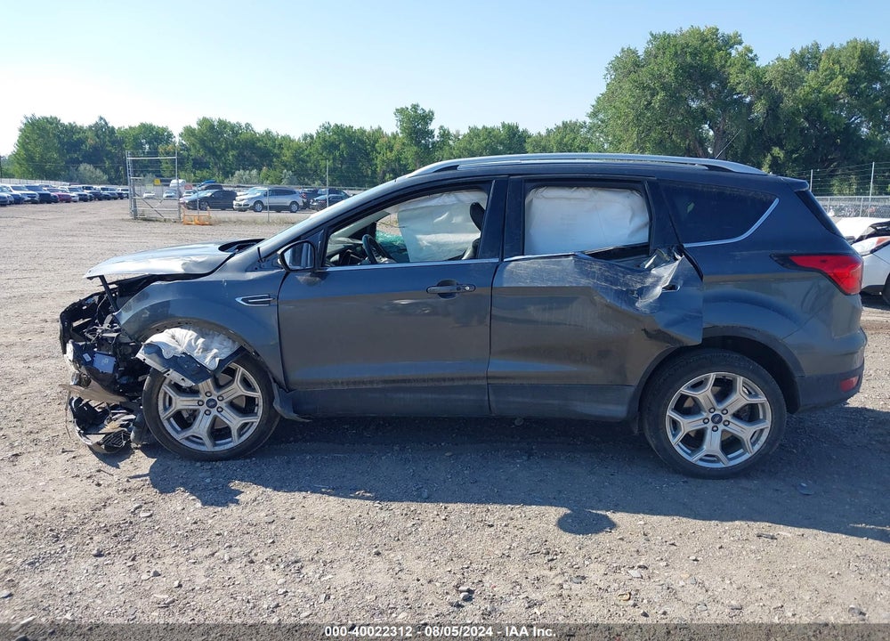 2019 FORD ESCAPE TITANIUM VIN: 1FMCU9J95KUC55883