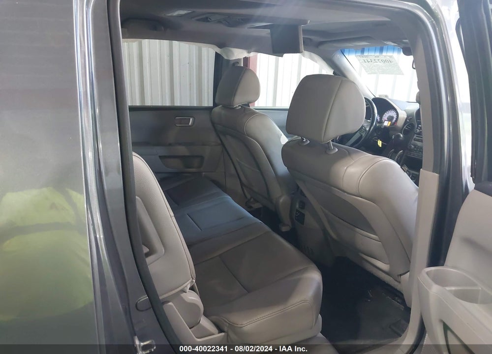 2013 HONDA PILOT EX-L VIN: 5FNYF4H62DB061357