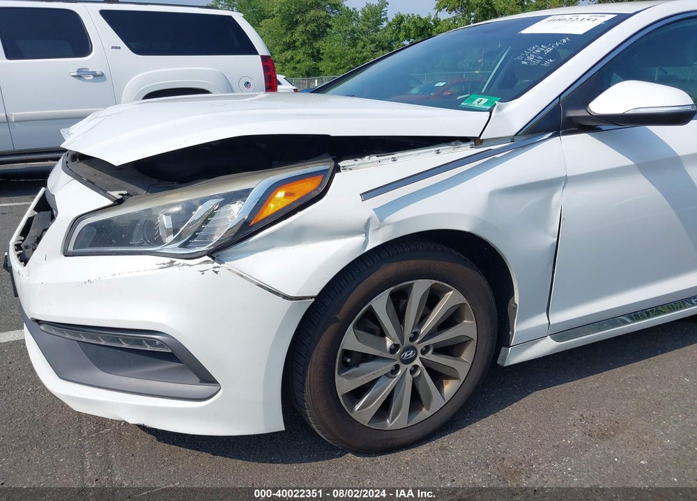 2016 HYUNDAI SONATA VIN: 5NPE34AFXGH270924