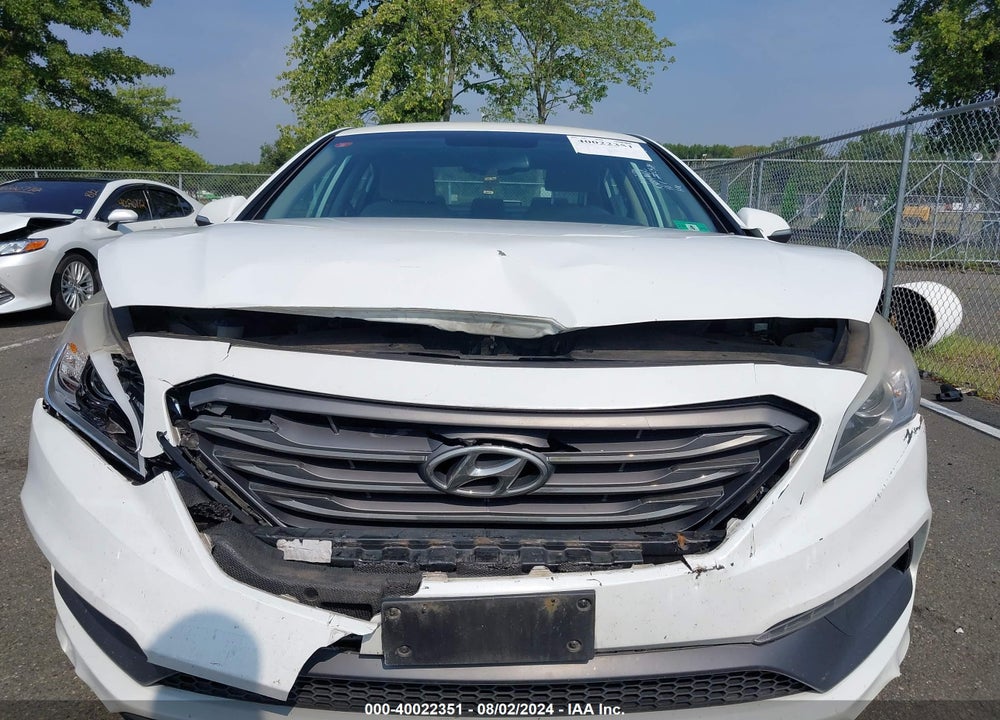 2016 HYUNDAI SONATA VIN: 5NPE34AFXGH270924