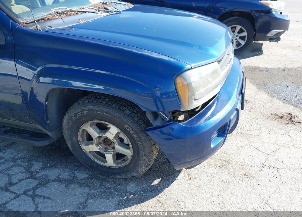 2005 CHEVROLET TRAILBLAZER VIN: 1GNDT13S052157462