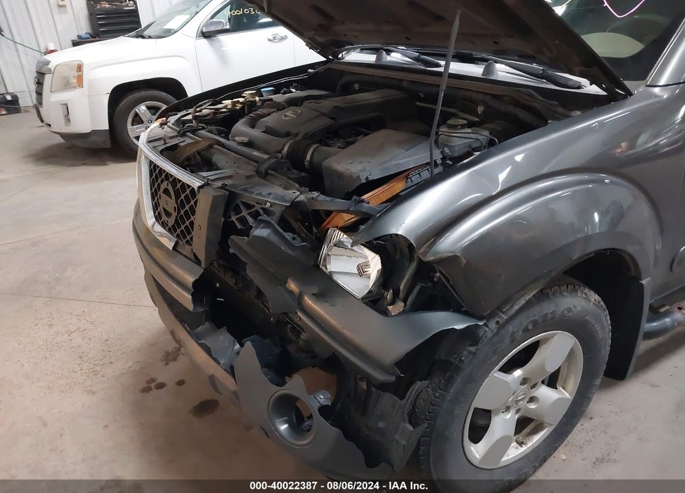 2007 NISSAN FRONTIER LE VIN: 1N6AD09W77C423776