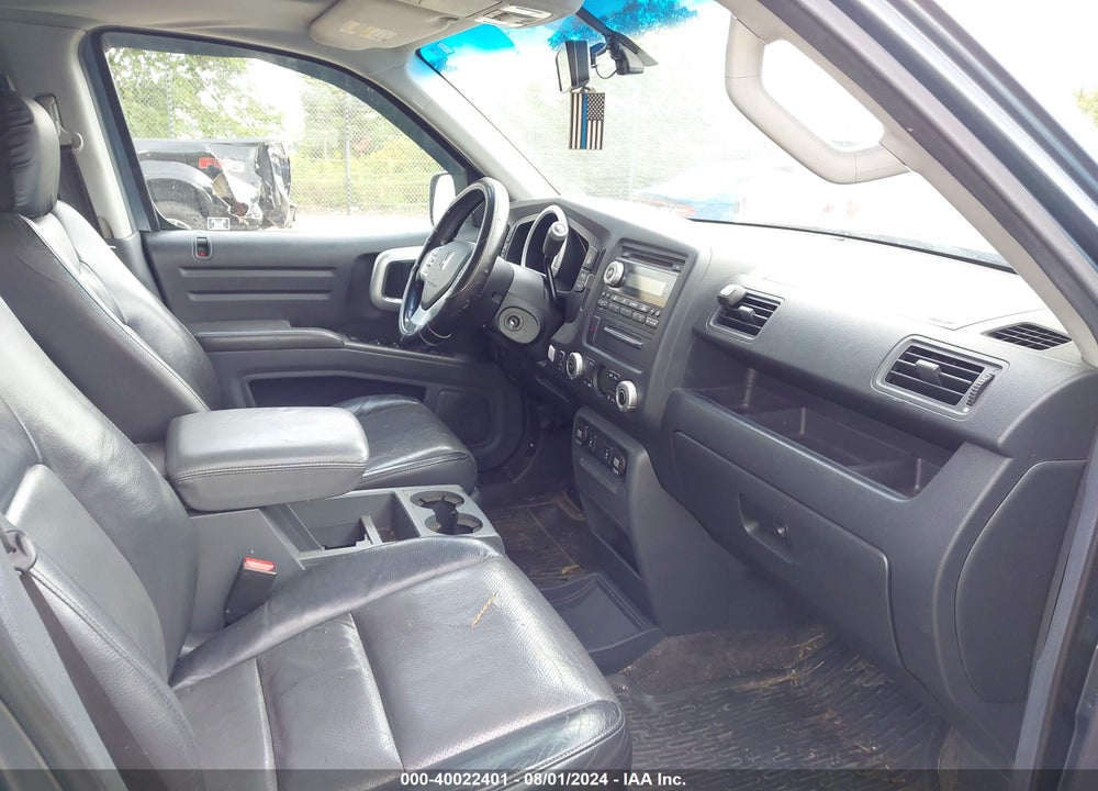 2006 HONDA RIDGELINE RTL VIN: 2HJYK16586H551895