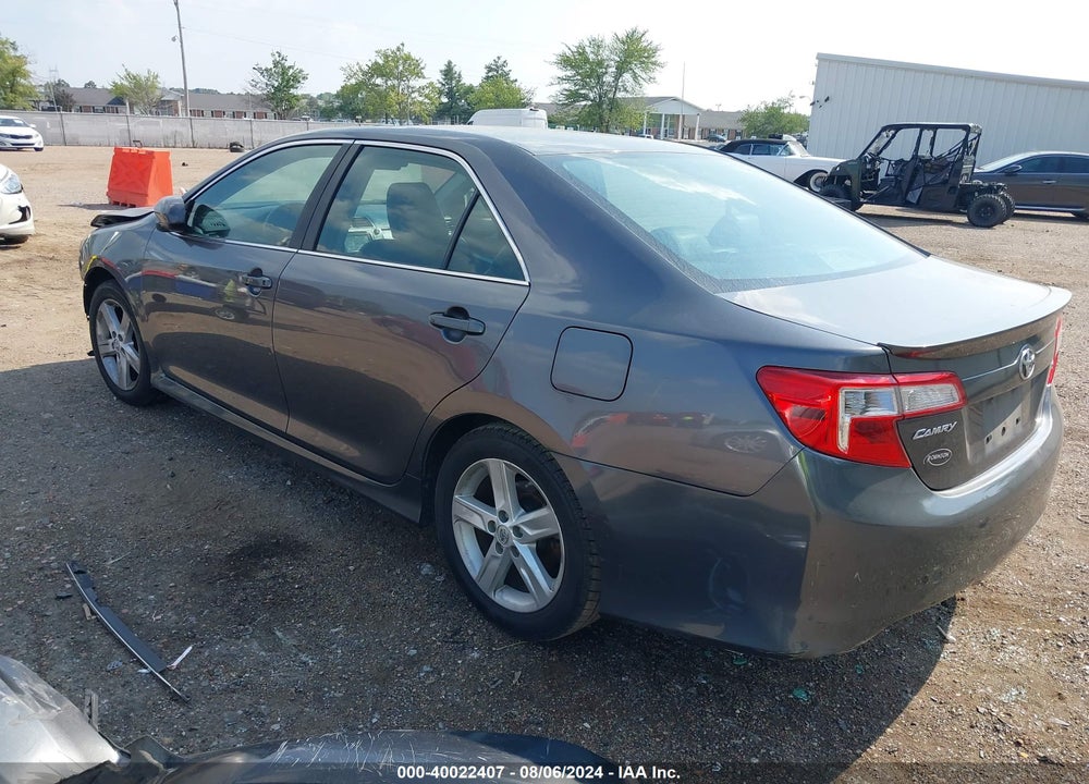 2014 TOYOTA CAMRY SE VIN: 4T1BF1FK3EU460366