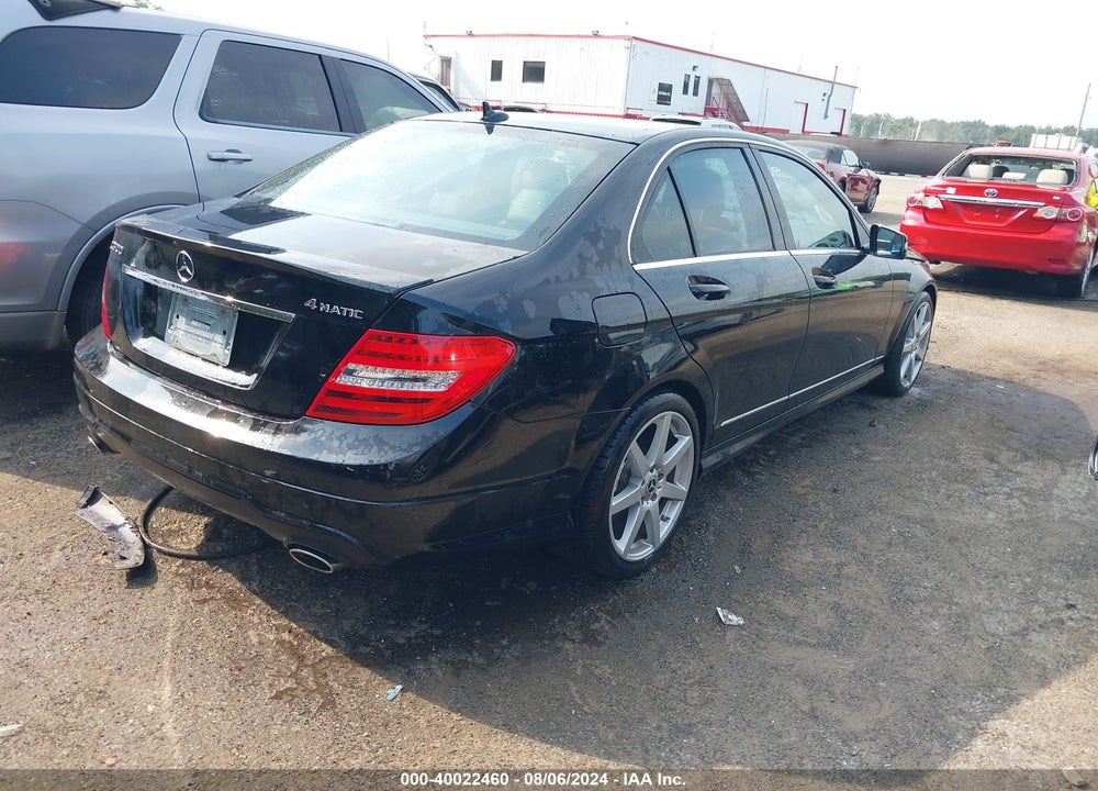 2014 MERCEDES-BENZ C 300 LUXURY 4MATIC/SPORT 4MATIC VIN: WDDGF8AB5EA923710
