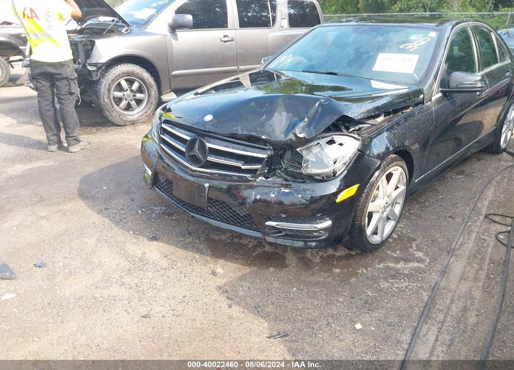 2014 MERCEDES-BENZ C 300 LUXURY 4MATIC/SPORT 4MATIC VIN: WDDGF8AB5EA923710
